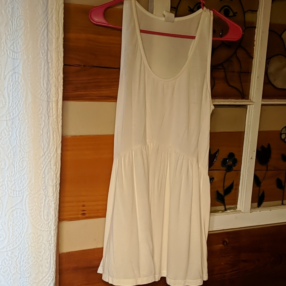 New 7th Ray white tunic racer back top shirt L